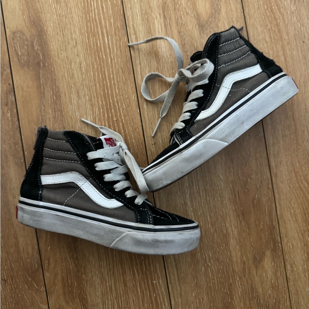 VANS SK8-HI BLACK w/grey SNEAKER YOUTH SHOES sz 12